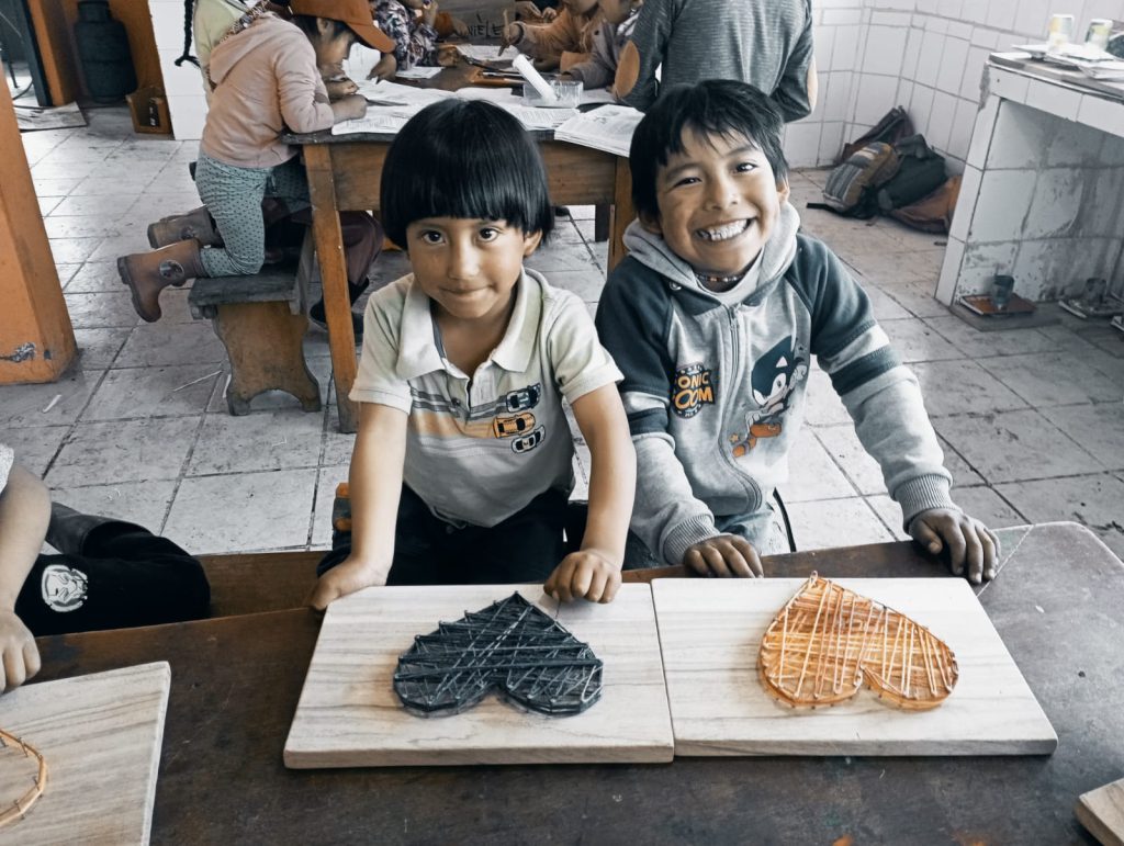 Activiteiten met kinderen van de parochie in Ecuador